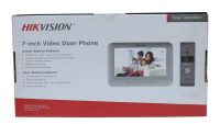 Set videointerfon color Hikvision DS-KIS203T; montaj pe 4 fire; setul este format din post exterior DS-KB2421T-IM si monitor interior DS- KH2220, include 5m de cablu pe 4 fire, Descriere post exterior: rezolutie 1920 × 1080, FOV Horizontal: 66.2°，Vertical: 37.2°, microfon si difuzor incorporat, 1 x (DS-KIS203T)