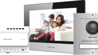 Kit videointercom IP Hikvision DS-KIS702/S, contine: DS-KD8003- IME2/Surface ×1, DS-KH6320-WTE2 ×1, DS-KAD704 ×1, DS-KAW30-2N ×1, 16GB TF card x1; caracteristici post exterior: 2MP HD camera, Main stream: 1920 × 1080p, WDR: True WDR, microfon inclus, difuzor inclus, 1 buton, alimentare: 24 VDC (DS-KIS702/S)