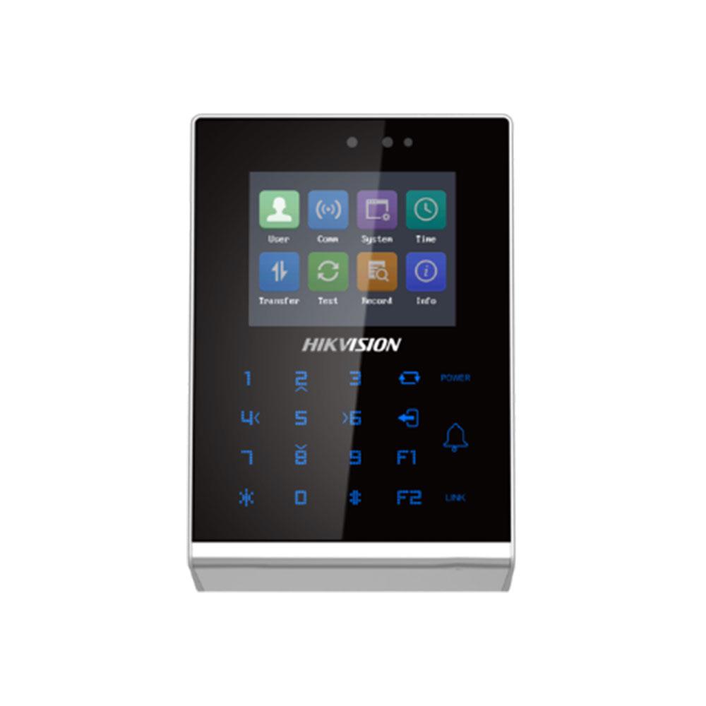 Cititor control access stand-alone Hikvision Pro Series DS-K1T105AM, capacitate carduri Mifare: 100000, capacitate evenimente: 300000, distanta citire card: 0 la 5 cm,  suporta RS-485 and Wiegand (26/34), ecran LCD 2.8 inch, suporta  ISUP protocol, comunicare via wired network (TCP/TP) si Wi-Fi (DS-K1T105AM)