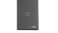 Cititor de card Hikvision DS-K1108AM, Pro series,  citeste carduri Mifare 13.56 MHz, distanta de citire: ≤ 50 mm, comunicare: RS-485, Wiegand (W26, W34) protocol si OSDP protocol,  indicator LED de stare si alimentare, tamper, buzzer, alimentare: 12 VDC, IP65, dimensiuni: 123 mm × 88 mm × 21mm (DS-K1108AM)