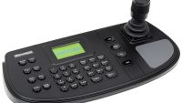 Tastatura Hikvision, DS-1006KI; 128 x 64 pixel screen displays all important information, 1 × USB 2.0, Serial Interface:RS-232, RS-422, RS-485, dimensiuni:435 × 193 × 110 mm, greutate:≤ 1 kg. (DS-1006KI)