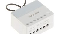 Modul releu AXPRO Hikvision DS-PM1-O1L-WE, 1 x NO/NC (0~36 V DC, Max 5 A), comunicare 868 MHz two-way wireless, criptare AES-128, distanta de comunicare RF: 1800m, in camp deschis, 1x buton invatare( pentru inregistrare),  3 x Led stare: Register/Signal (Green/Red), Power (Green), Relay Status (DS-PM1-O1L-WE)