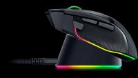 Mouse Razer Dock Pro, iluminare Razer Chroma™ RGB, Built-in Razer™ HyperPolling 8K Hz, compatibil Basilisk V3 Pro, Cobra Pro and Naga V2 Pro, negru (RZ81-01990100-B3M1)