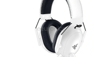 Casti wireless Razer Blackshark V2 Pro pentru Playstation, marime difuzoare 50 mm, raspuns de frecventa 12 Hz - 28 000 Hz, durata de viata baterie până la 70 ore, alb (RZ04-04530600-R3G1)