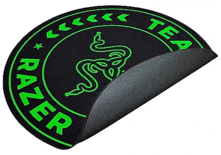 Covor de podea Razer Team, material: Poliester, Silicon, dimensiuni lățime: 1200 mm, adâncime: 1200 mm (RC81-03920100-R3M1)