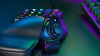 Keypad gaming Razer Tartarus Pro, switch optic analog progresiv, iluminare Chroma RGB, Negru (RZ07-03110100-R3M1)