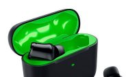 Casti Razer Hammerhead HyperSpeed, TWS, bluetooth 5.2, compatibile: Xbox (seriile: X|S, Xbox One X, Xbox One S), PS5™, PS4™, PC, Mac, Smartphones, tablete, autonomie (testata cu dispozitiv iOs) pana la 32.5h (6.5h pt casti si 26h pentru carcasa - care poate asigura pana la 4 reincarcari), autonomie (RZ12-03820200-R3G1)